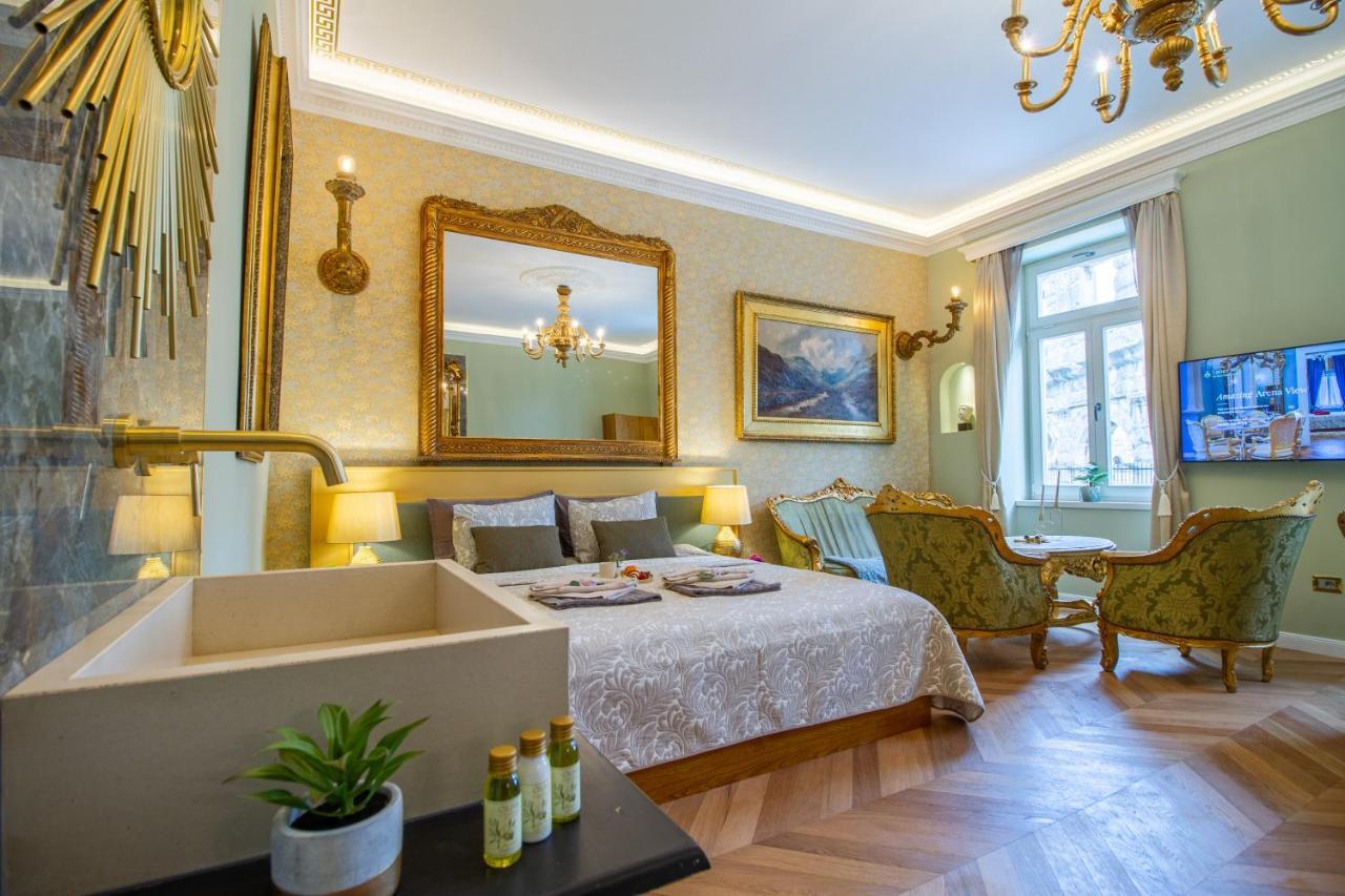 Superb Arena View Apartment Pula Exterior photo