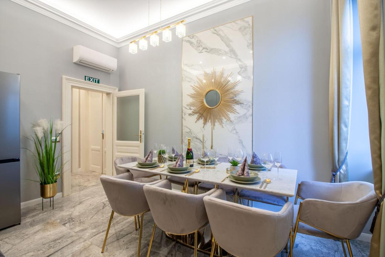 Superb Arena View Apartment Pula Exterior photo