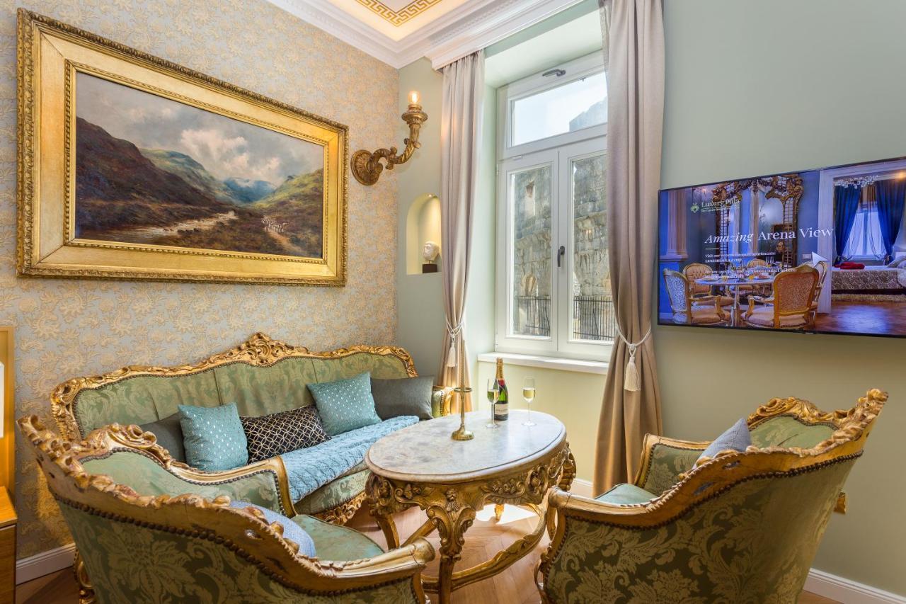 Superb Arena View Apartment Pula Exterior photo