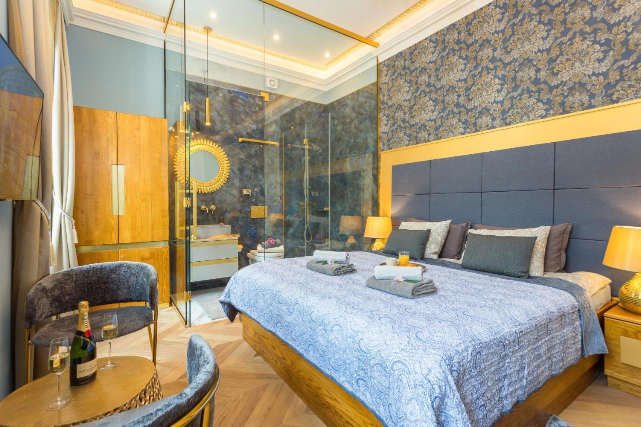 Superb Arena View Apartment Pula Exterior photo